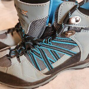 Big Kids Size 6 Hiking Boots